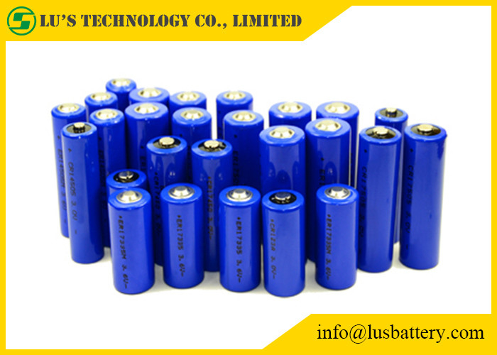 懐中電燈のためのCR14250リチウム電池のサイズ1/2AA 600 mAh CR14250 3Vの使い捨て可能な電池